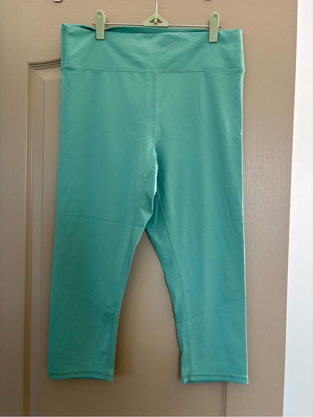 Joe Fresh Teal Capri Leggings